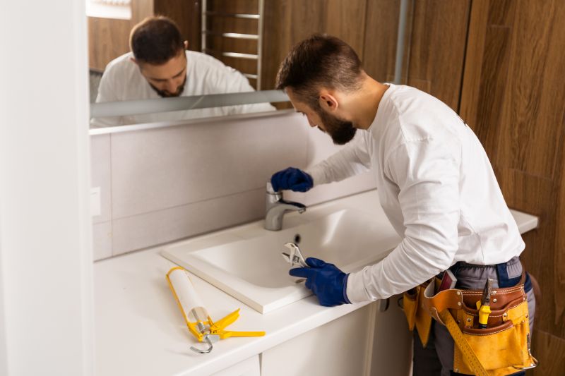 Local Sink Replacement pros at work